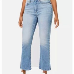 Ann Taylor Loft Curvy High Waist Kick Crop Jeans Sz 10/30 Light wash Stretch